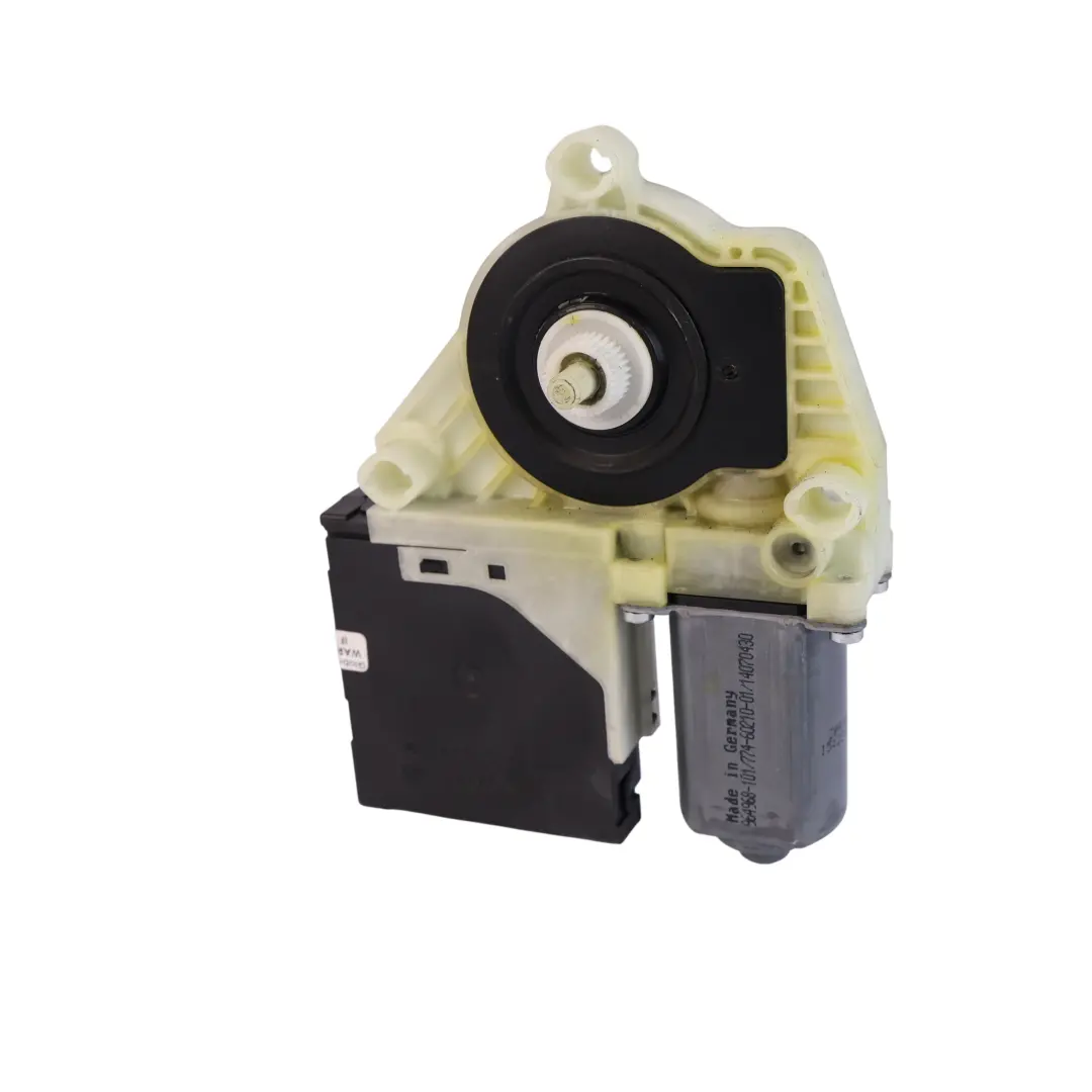 5K Moteur Lève-Vitre Latéral Avant Gauche pour Volkswagen VW Golf R à propos du numéro de pièce 5K0959701D Volkswagen VW Golf R 5K Moteur Lève-Vitre Latéral Avant Gauche - SKU 5K0959701D - Numéro de pièce 5K0959701D