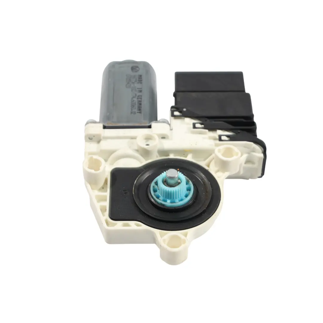 Mk6 5D Door Window Motor Regulator Rear Right O/S to Volkswagen Golf with Part number 5K0959704C Volkswagen Golf Mk6 5D Door Window Motor Regulator Rear Right O/S - SKU 5K0959704C - Part number 5K0959704C