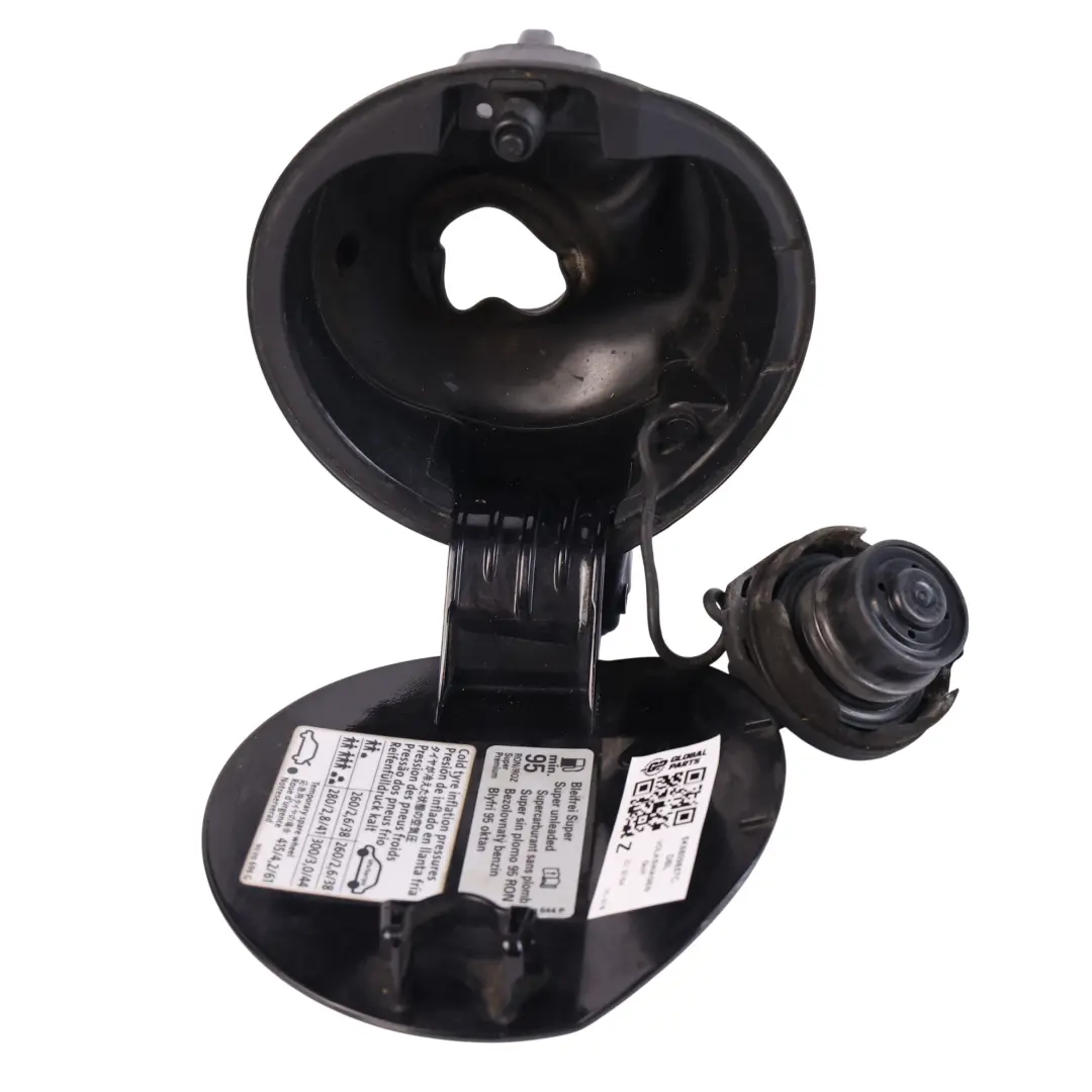Mk6 5K Osłona Klapka Wlewu Paliwa Deep Black Czarny - C9X do Volkswagen Golf o numerze 5K6809857C Volkswagen Golf Mk6 5K Osłona Klapka Wlewu Paliwa Deep Black Czarny - C9X - SKU 5K6809857C-DBL - Numer Części 5K6809857C