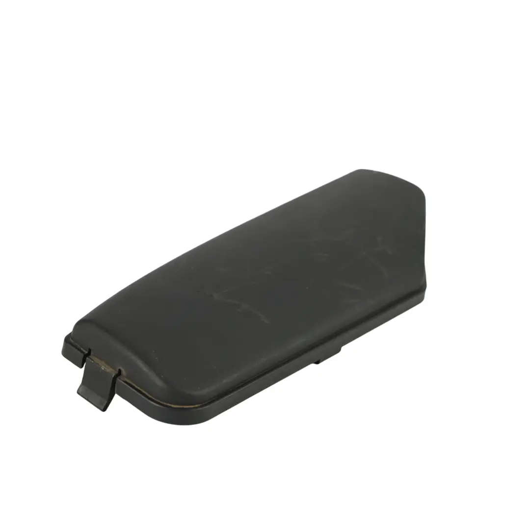 Front Air Intake Cover Panel to Volkswagen Jetta A6 Skoda Yeti 5L with Part number 5K7805965 Volkswagen Jetta A6 Skoda Yeti 5L Front Air Intake Cover Panel - SKU 5K7805965 - Part number 5K7805965