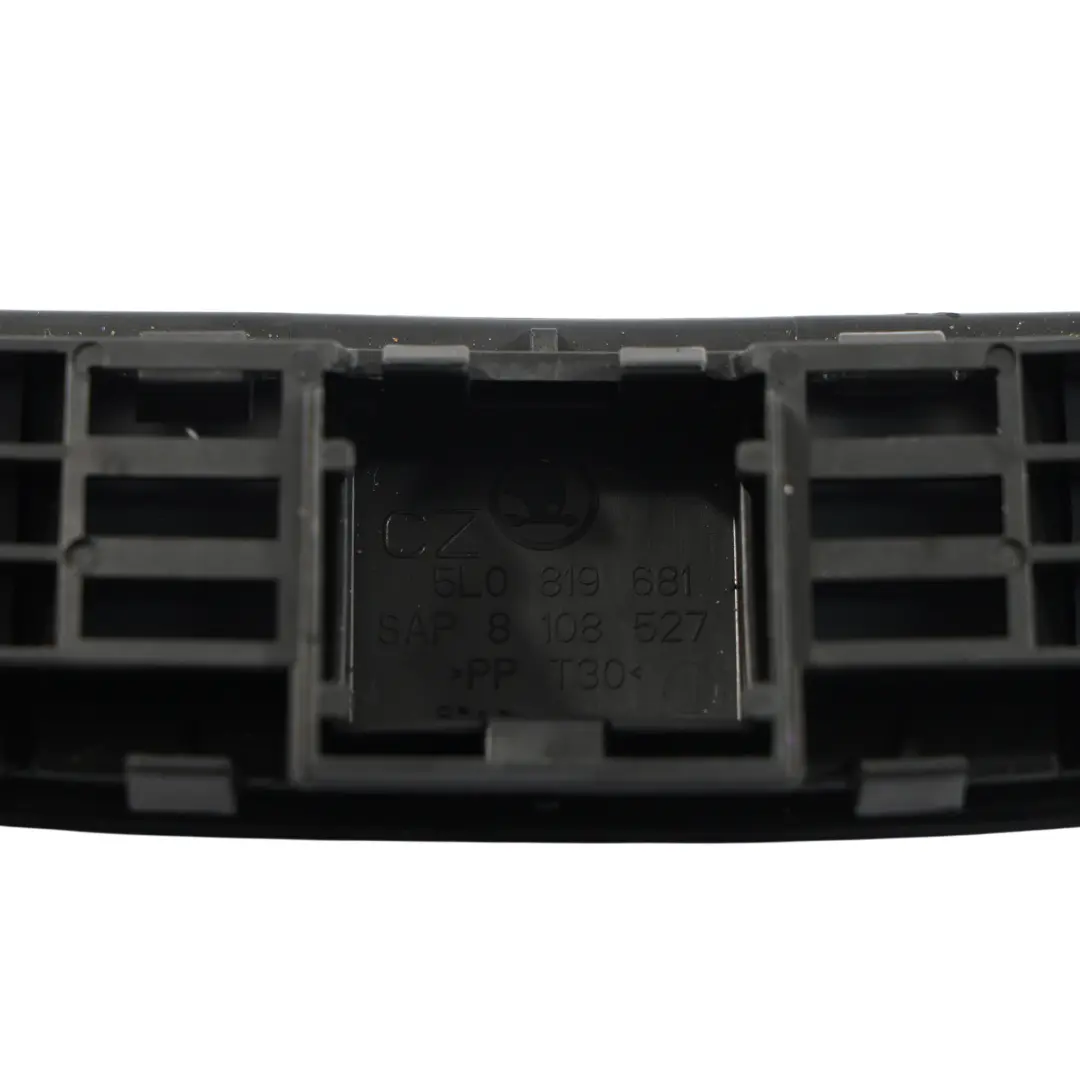 Dashboard Air Vent Panel Centre to Skoda Yeti 5L with Part number 5L0819681 Skoda Yeti 5L Dashboard Air Vent Panel Centre - SKU 5L0819681 - Part number 5L0819681