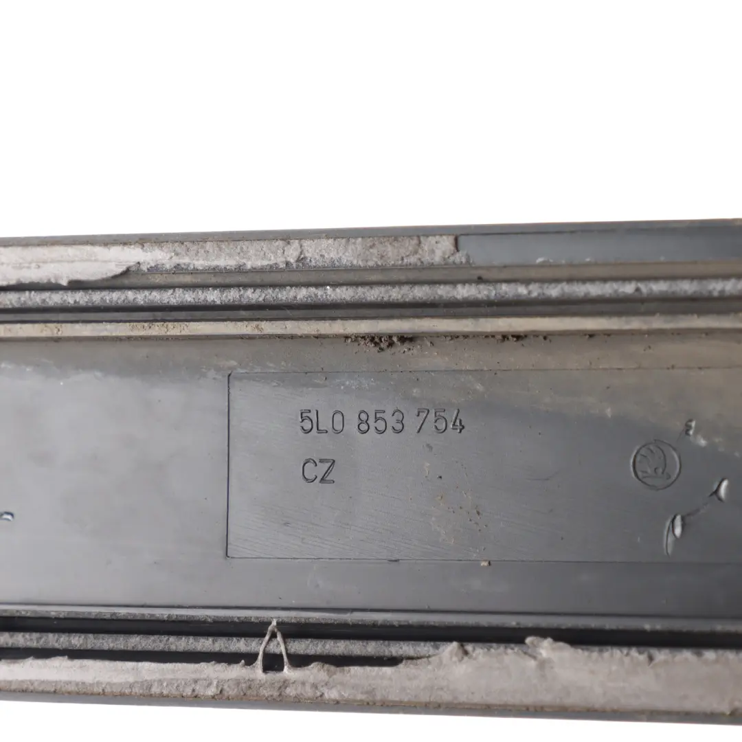 Skoda Yeti 5L Rear Door Lower Moulding Trim Guard Plate Right O/S - SKU 5L0853754 - Part number 5L0853754