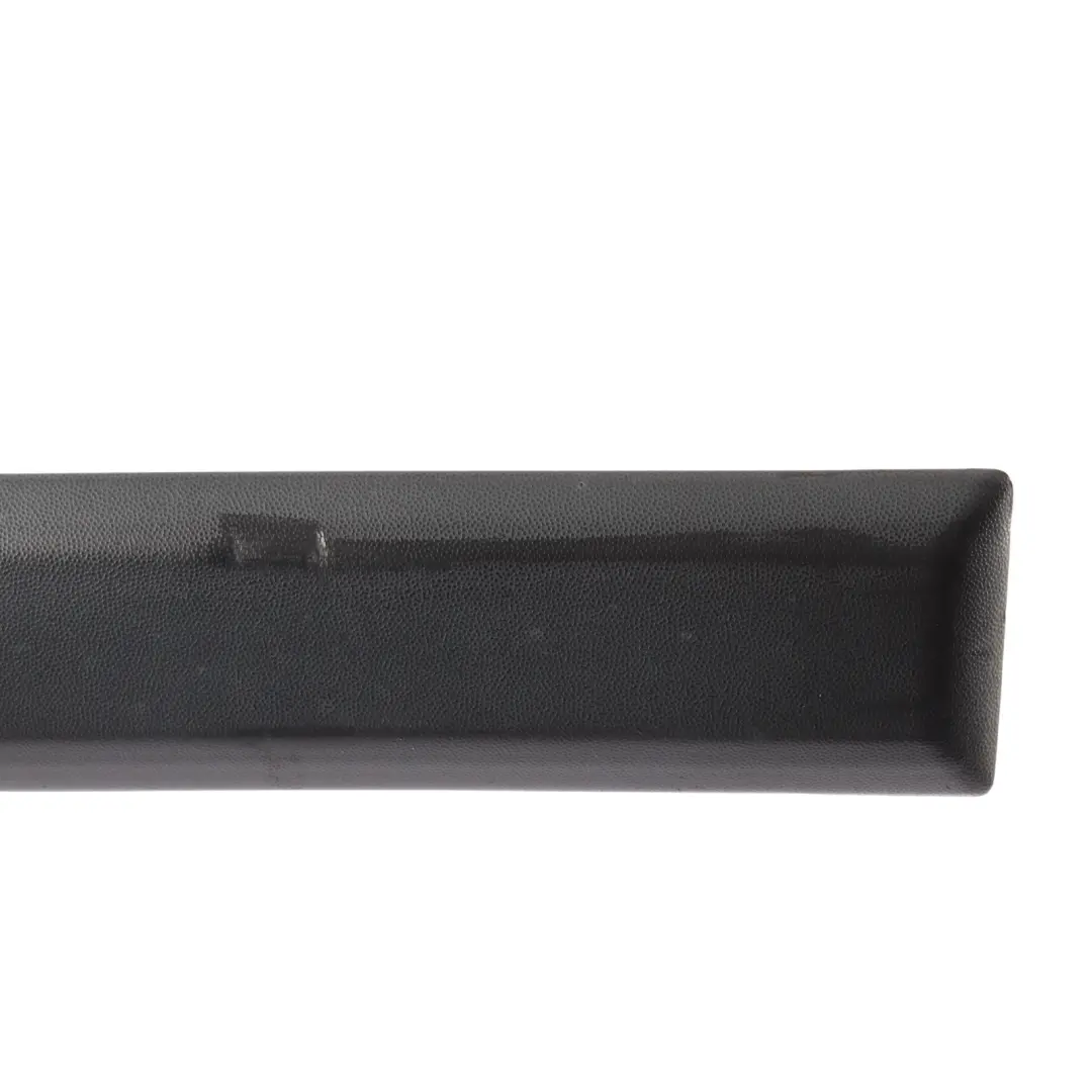 Modanatura Inferiore Porta Posteriore Destra per Skoda Yeti 5L con numero di parte 5L0853754 Skoda Yeti 5L Modanatura Inferiore Porta Posteriore Destra - SKU 5L0853754 - Numero di parte 5L0853754