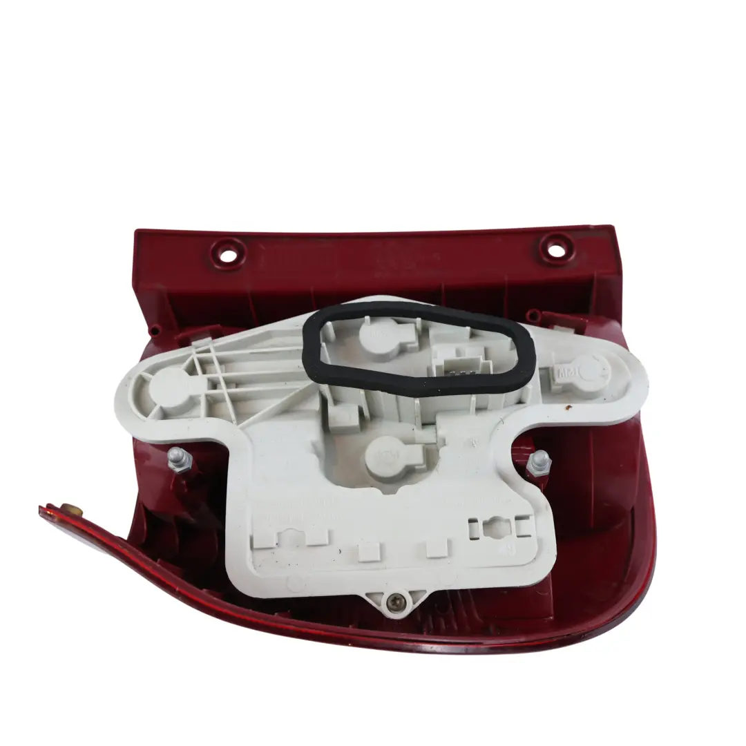 Rücklicht Lampe Außen Taiwan Rechts für Skoda Yeti 5L mit Teilenummer 5L0945112 Skoda Yeti 5L Rücklicht Lampe Außen Taiwan Rechts - SKU 5L0945112-TAIWAN - Teilenummer 5L0945112