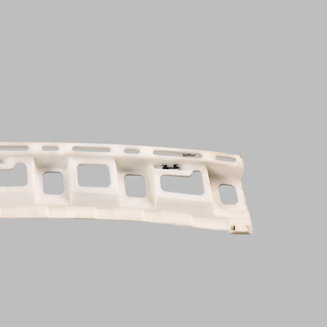 Bumper Centre Bracket Holder Mounting Support to Skoda Yeti 5L Rear with Part number 5L6807385 Skoda Yeti 5L Rear Bumper Centre Bracket Holder Mounting Support - SKU 5L6807385 - Part number 5L6807385