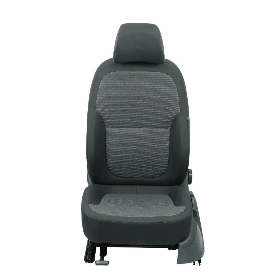 Vordersitz Innenraum Stoff Links für Skoda Yeti 5L mit Teilenummer 5L6881021A Skoda Yeti 5L Vordersitz Innenraum Stoff Links - SKU 5L6881021A - Teilenummer 5L6881021A