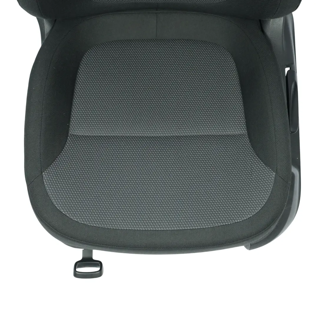 Sedile Anteriore Interno Tessuto Sinistro per Skoda Yeti 5L con numero di parte 5L6881021A Skoda Yeti 5L Sedile Anteriore Interno Tessuto Sinistro - SKU 5L6881021A - Numero di parte 5L6881021A