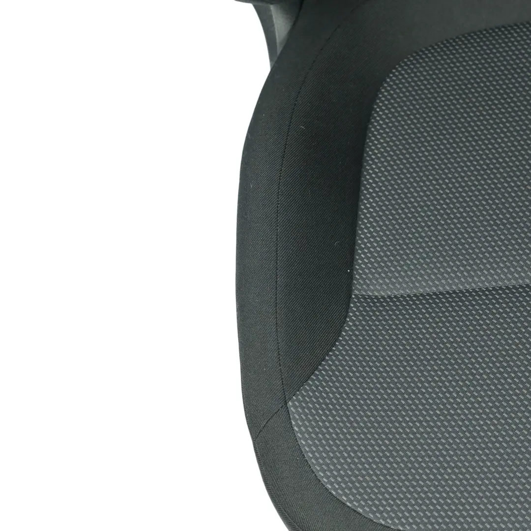 Vordersitz Innenraum Stoff Links für Skoda Yeti 5L mit Teilenummer 5L6881021A Skoda Yeti 5L Vordersitz Innenraum Stoff Links - SKU 5L6881021A - Teilenummer 5L6881021A