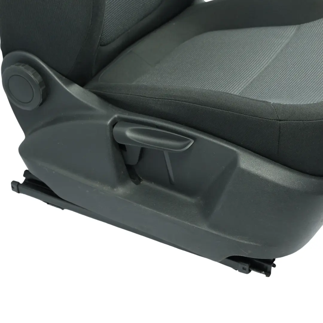 Skoda Yeti 5L Przedni Fotel Siedzenie Materiał Tkanina Prawy Przód - SKU 5L6881022A - Numer Części 5L6881022A