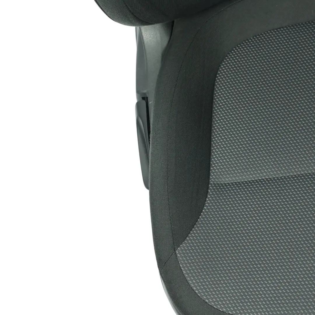 Asiento Delantero Tela Interior Derecho para Skoda Yeti 5L con número de pieza 5L6881022A Skoda Yeti 5L Asiento Delantero Tela Interior Derecho - SKU 5L6881022A - Número de pieza 5L6881022A