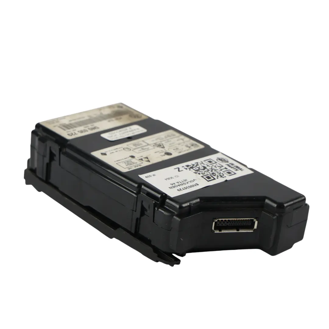 Schnittstellenmodul Multimedia Steuerung für Volkswagen VW Jetta A6 mit Teilenummer 5N0035729 Volkswagen VW Jetta A6 Schnittstellenmodul Multimedia Steuerung - SKU 5N0035729 - Teilenummer 5N0035729