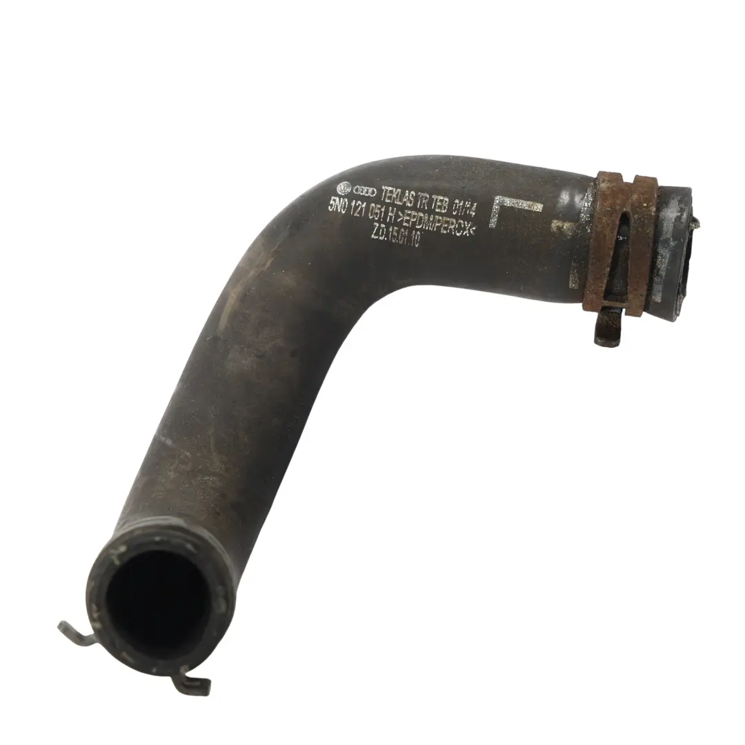 Motore Acqua Tubo Refrigerante Tubo per Audi Q3 8U 2.0 TDI con numero di parte 5N0121051H Audi Q3 8U 2.0 TDI Motore Acqua Tubo Refrigerante Tubo - SKU 5N0121051H - Numero di parte 5N0121051H