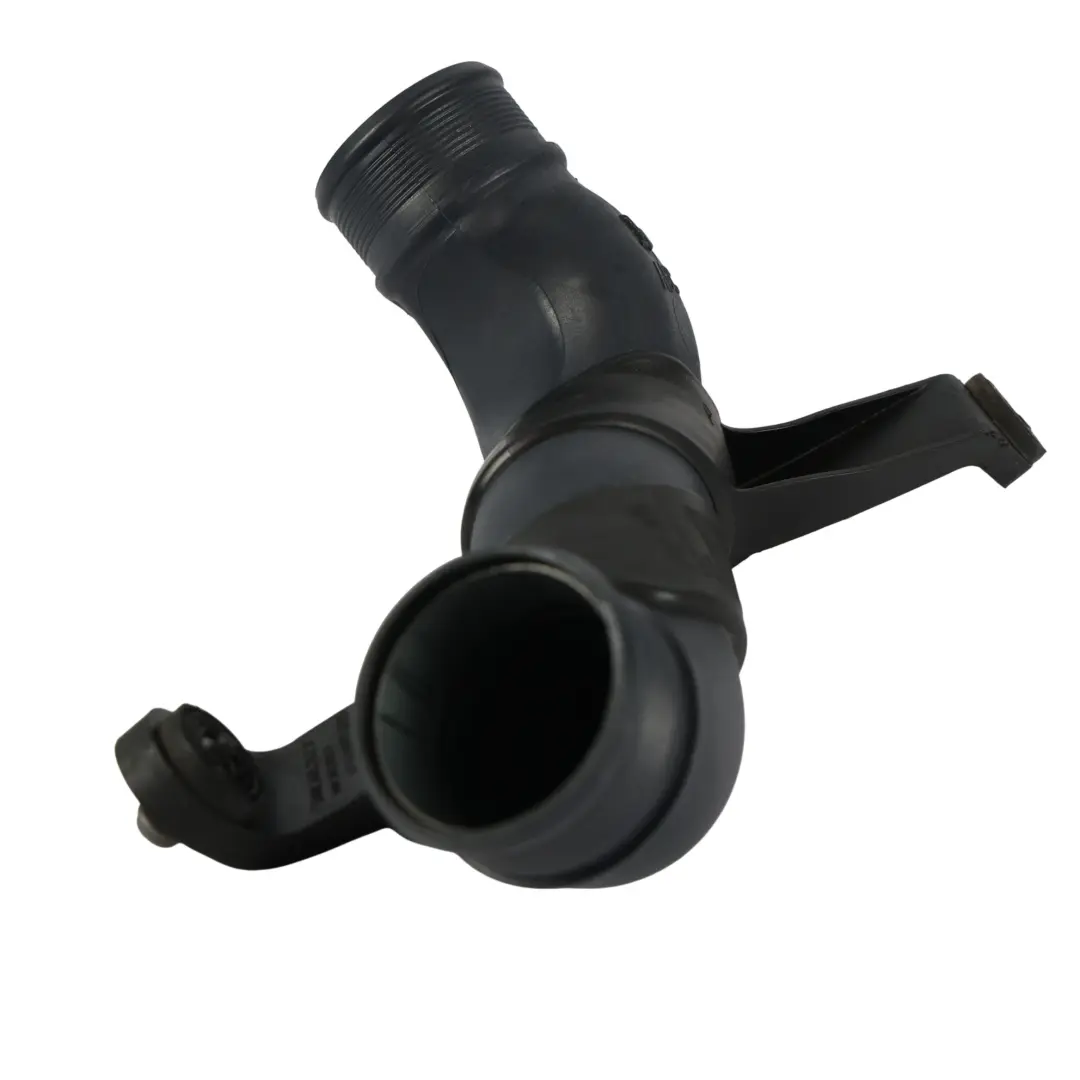 Rura Powietrza Intercoolera Łącznik do Audi Q3 8U 2.0 TDI o numerze 5N0145762BT Audi Q3 8U 2.0 TDI Rura Powietrza Intercoolera Łącznik - SKU 5N0145762BT - Numer Części 5N0145762BT