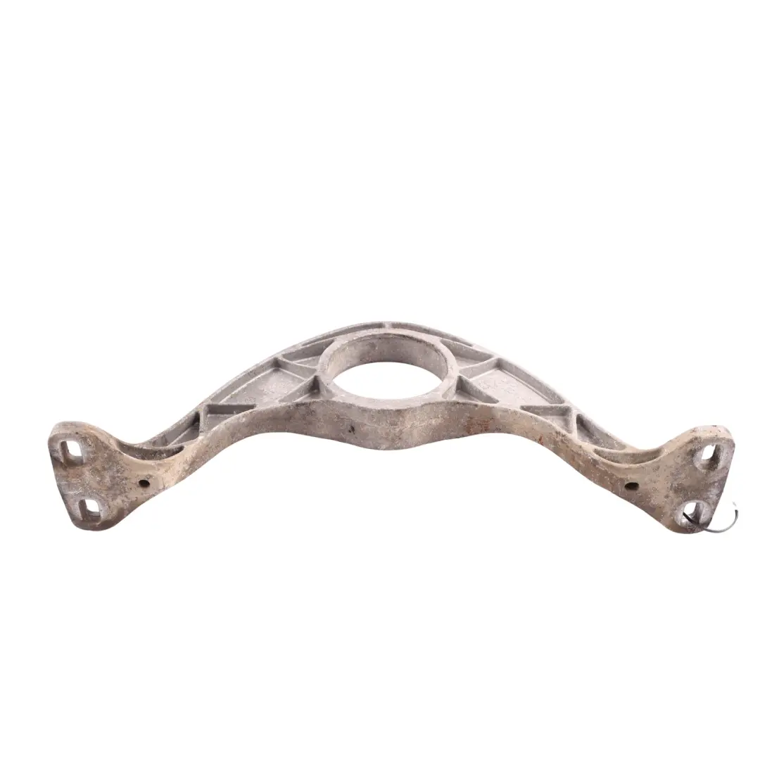 Supporto Staffa Tunnel Trasmissione Anteriore per Audi Q3 8U VW Tiguan 5N con numero di parte 5N0804421 Audi Q3 8U VW Tiguan 5N Supporto Staffa Tunnel Trasmissione Anteriore - SKU 5N0804421 - Numero di parte 5N0804421