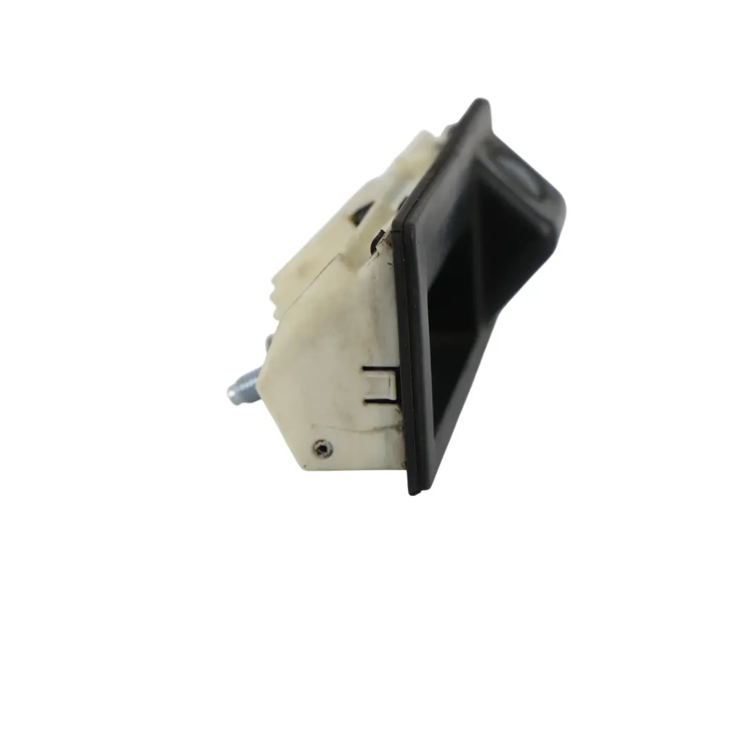 Pulsante Apertura Posteriore Maniglia Telecamera per Audi Q5 8R con numero di parte 5N0827566A Audi Q5 8R Pulsante Apertura Posteriore Maniglia Telecamera - SKU 5N0827566A - Numero di parte 5N0827566A