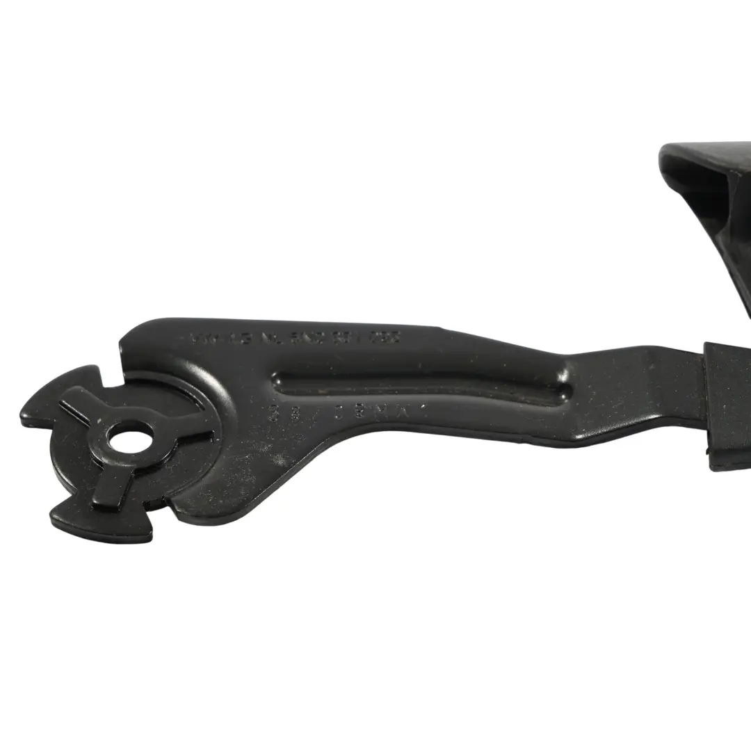 Outer Trim Height Adjustment Front Right O/S to Skoda Yeti 5L Seat with Part number 5N0881092 Skoda Yeti 5L Seat Outer Trim Height Adjustment Front Right O/S - SKU 5N0881092 - Part number 5N0881092