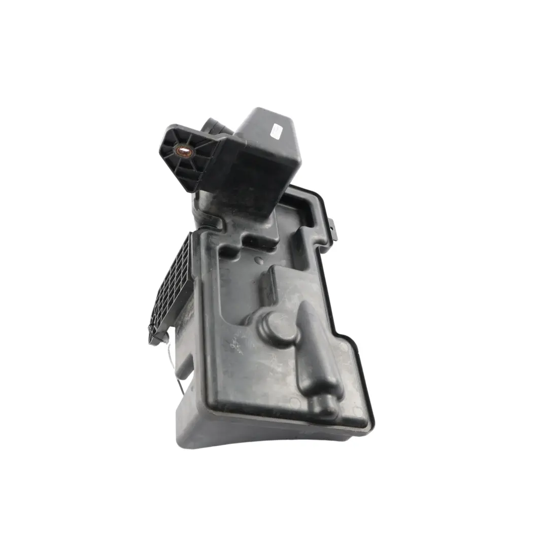 Screen Washer Bottle Fluid Tank to Volkswagen VW Tiguan 5N Wind with Part number 5N0955453A Volkswagen VW Tiguan 5N Wind Screen Washer Bottle Fluid Tank - SKU 5N0955453A - Part number 5N0955453A