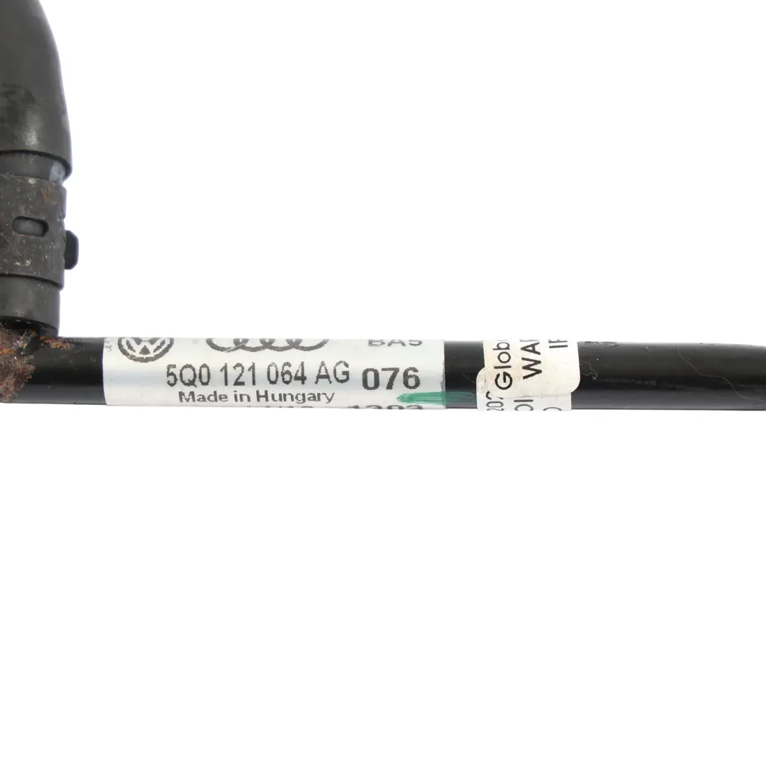 Audi A3 8V Motor Wasser Kühlmittelrohr Schlauchleitung 2.0 TDI - SKU 5Q0121064AG - Teilenummer 5Q0121064AG