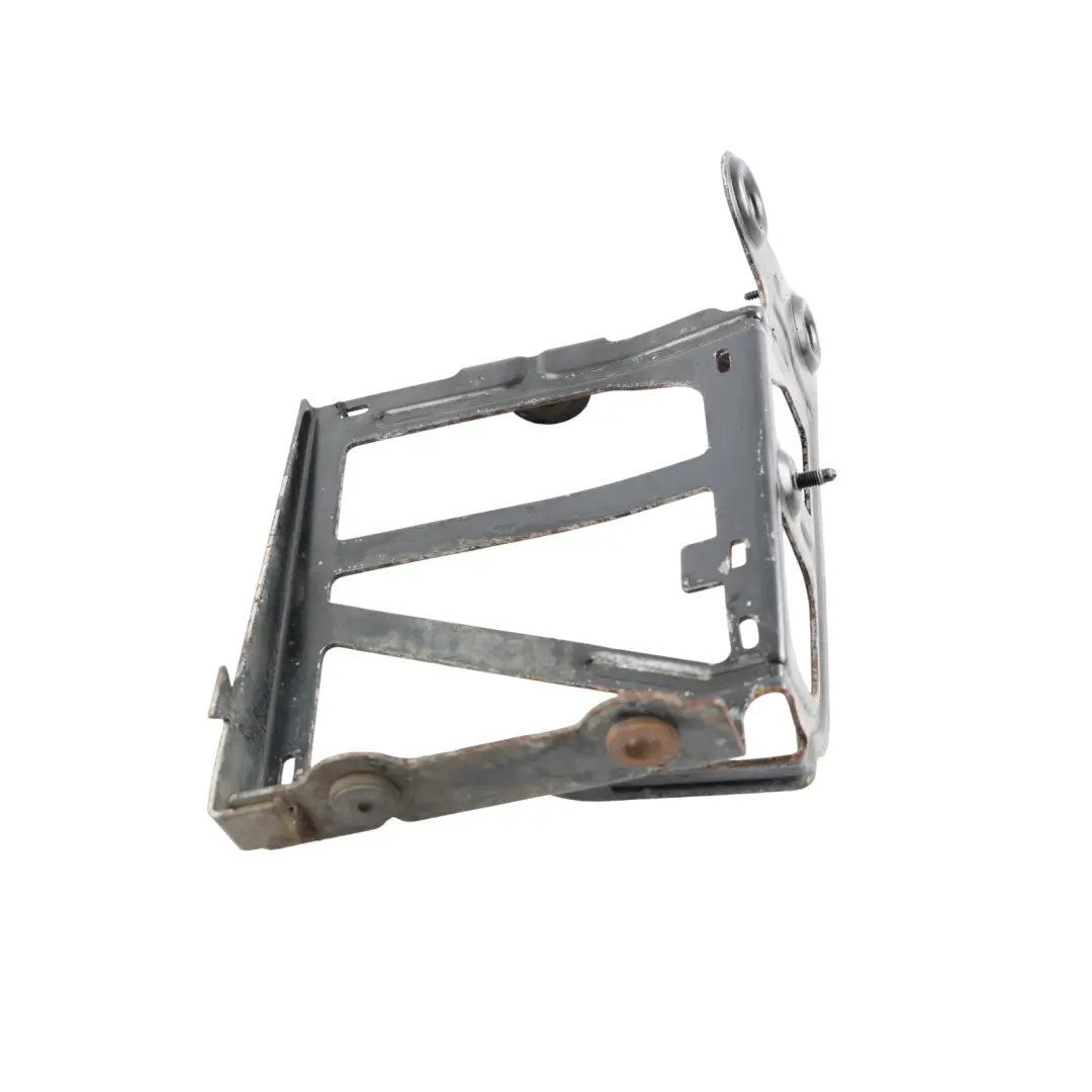 Auxiliary Additional Coolant Radiator Holder Bracket to Audi A3 S3 8V with Part number 5Q0121093DG Audi A3 S3 8V Auxiliary Additional Coolant Radiator Holder Bracket - SKU 5Q0121093DG - Part number 5Q0121093DG