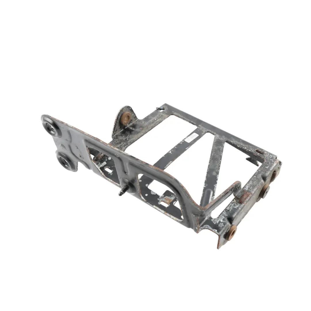 Auxiliary Additional Coolant Radiator Holder Bracket to Audi A3 S3 8V with Part number 5Q0121093DG Audi A3 S3 8V Auxiliary Additional Coolant Radiator Holder Bracket - SKU 5Q0121093DG - Part number 5Q0121093DG