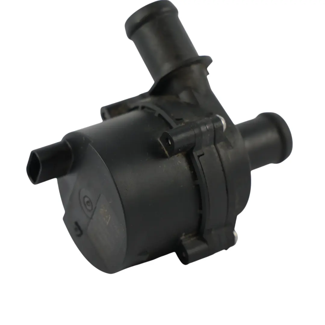 Pompa Acqua Ausiliaria Circolazione Liquido 5Q0121599AK per Skoda Octavia RS VR con numero di parte 5Q0121599AA Skoda Octavia RS VR Pompa Acqua Ausiliaria Circolazione Liquido 5Q0121599AK - SKU 5Q0121599AA-1 - Numero di parte 5Q0121599AA