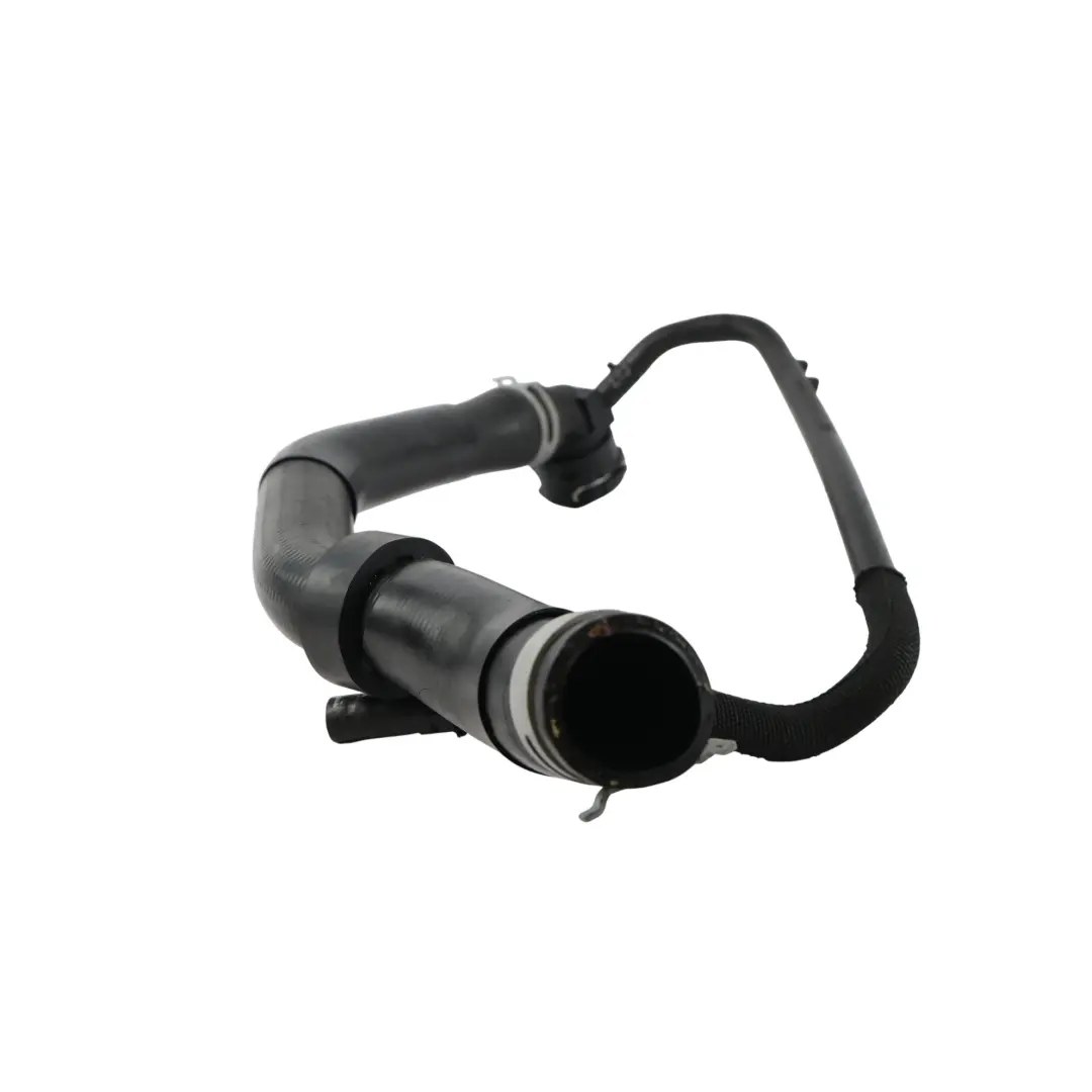 Tubo Manicotto Radiatore Acqua Refrigerante per Audi TTS FV con numero di parte 5Q0122101CE Audi TTS FV Tubo Manicotto Radiatore Acqua Refrigerante - SKU 5Q0122101CE - Numero di parte 5Q0122101CE