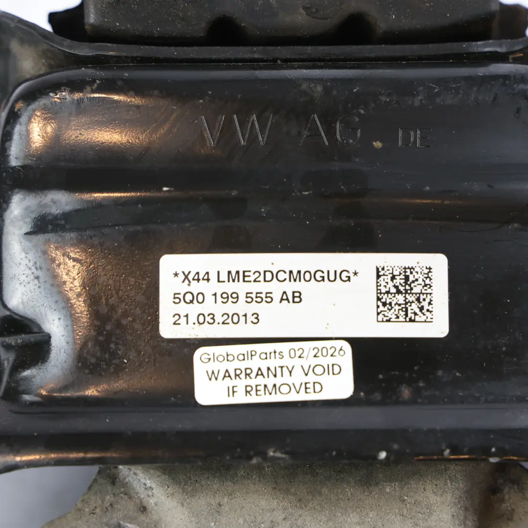 Audi A3 8V Getriebemotorhalterung Träger Links Seite - SKU 5Q0199555AB - Teilenummer 5Q0199555AB