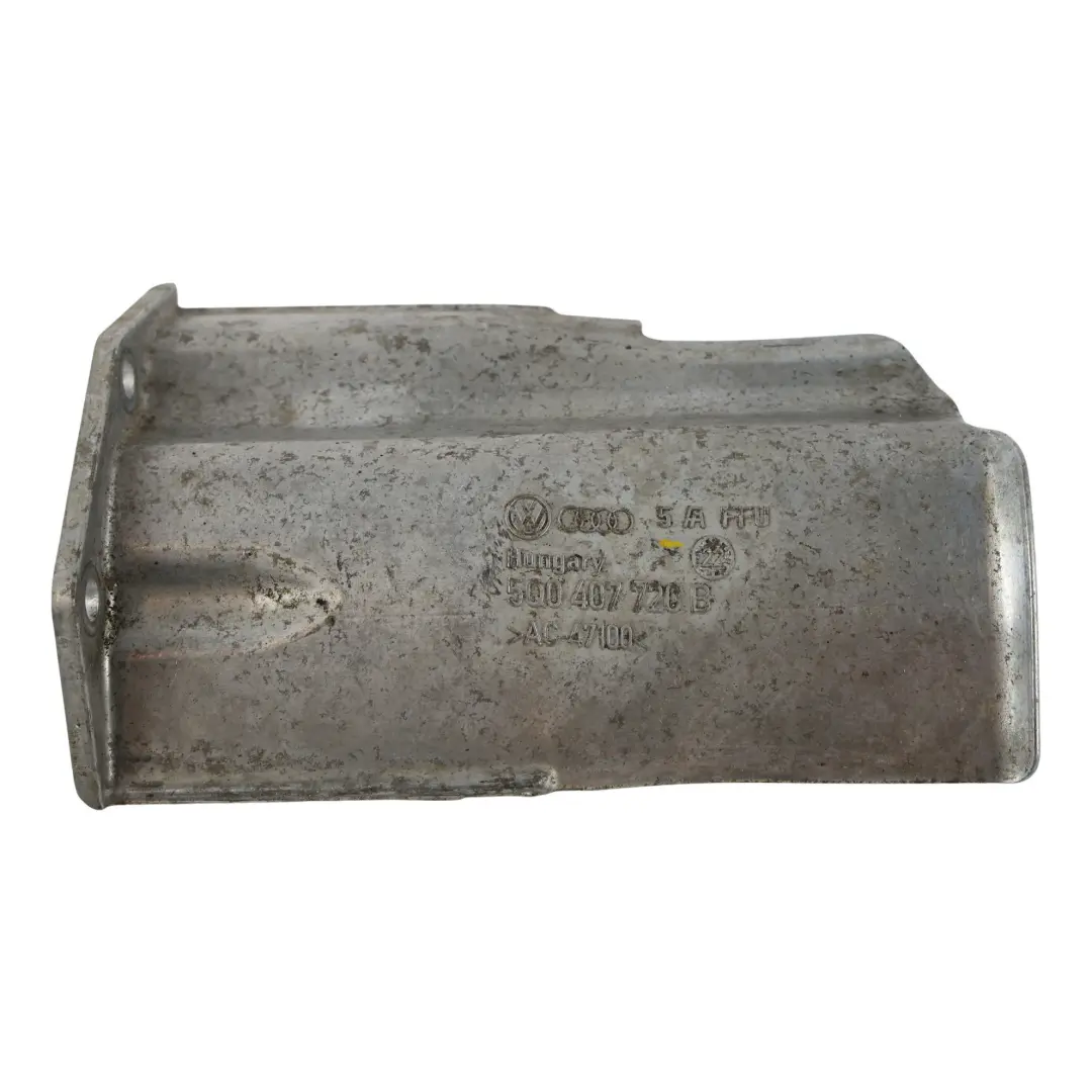 MK4 Piastra Protezione Semiasse Anteriore Destro per Skoda Octavia con numero di parte 5Q0407720B Skoda Octavia MK4 Piastra Protezione Semiasse Anteriore Destro - SKU 5Q0407720B - Numero di parte 5Q0407720B