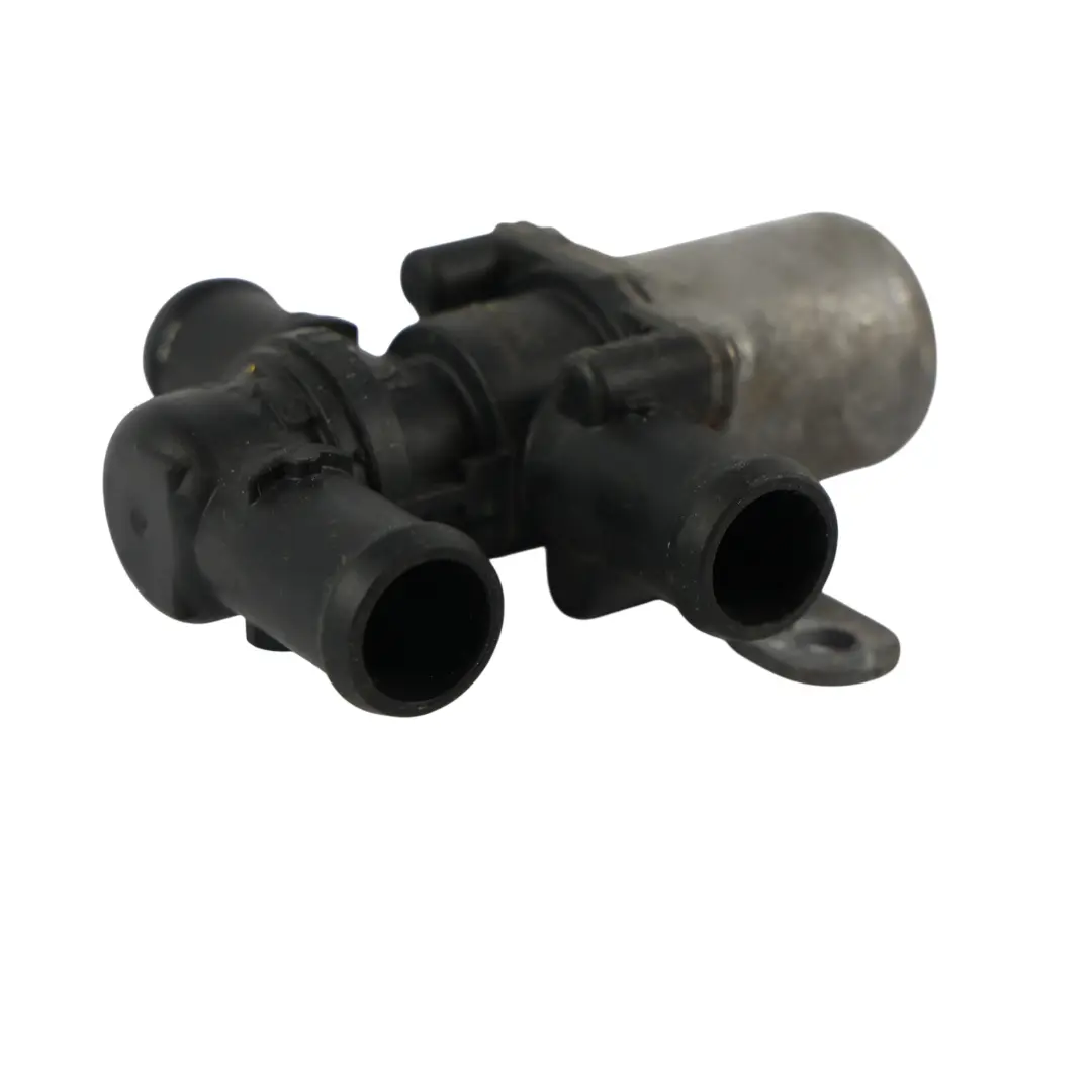 8Y A5 B10 A6 C8 A7 4K Pompa Raffreddament Acqua Valvola per Audi A3 8V A3 con numero di parte 5Q0906457C Audi A3 8V A3 8Y A5 B10 A6 C8 A7 4K Pompa Raffreddament Acqua Valvola - SKU 5Q0906457C - Numero di parte 5Q0906457C