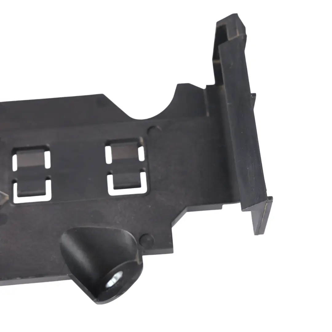 Volkswagen VW Golf 5G Motor Steuergerät Halterung Gehäuse - SKU 5Q0906507C - Teilenummer 5Q0906507C