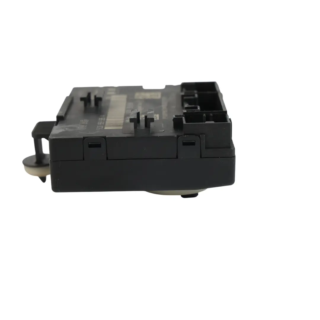 Unità Controllo Porta Posteriore Sinistra Destra per Audi A3 8V con numero di parte 5Q0959595A Audi A3 8V Unità Controllo Porta Posteriore Sinistra Destra - SKU 5Q0959595A - Numero di parte 5Q0959595A