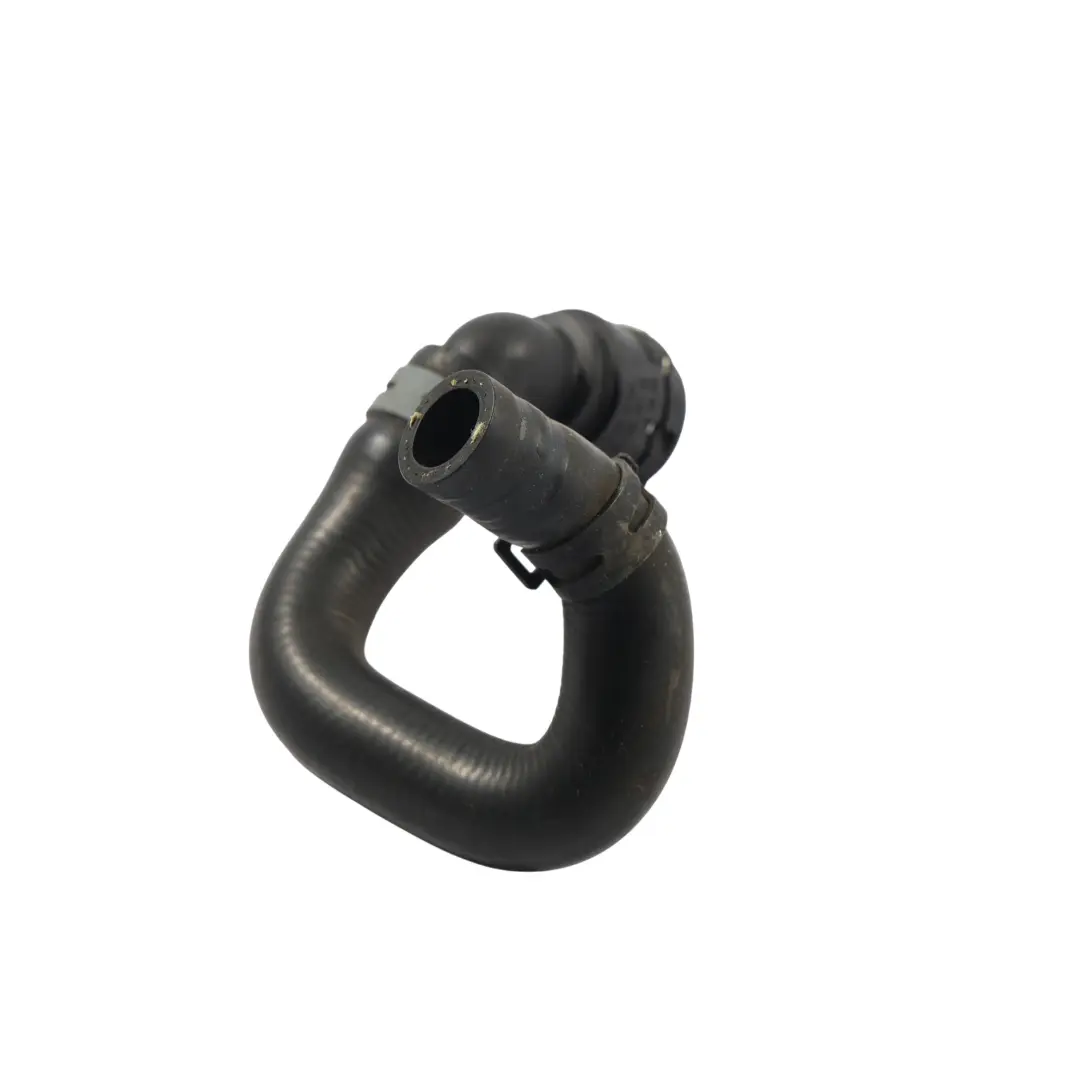 Tubo Flessibile Refrigerante Motore 2.0 TDI per Audi Q3 F3 con numero di parte 5QF122157AJ Audi Q3 F3 Tubo Flessibile Refrigerante Motore 2.0 TDI - SKU 5QF122157AJ - Numero di parte 5QF122157AJ