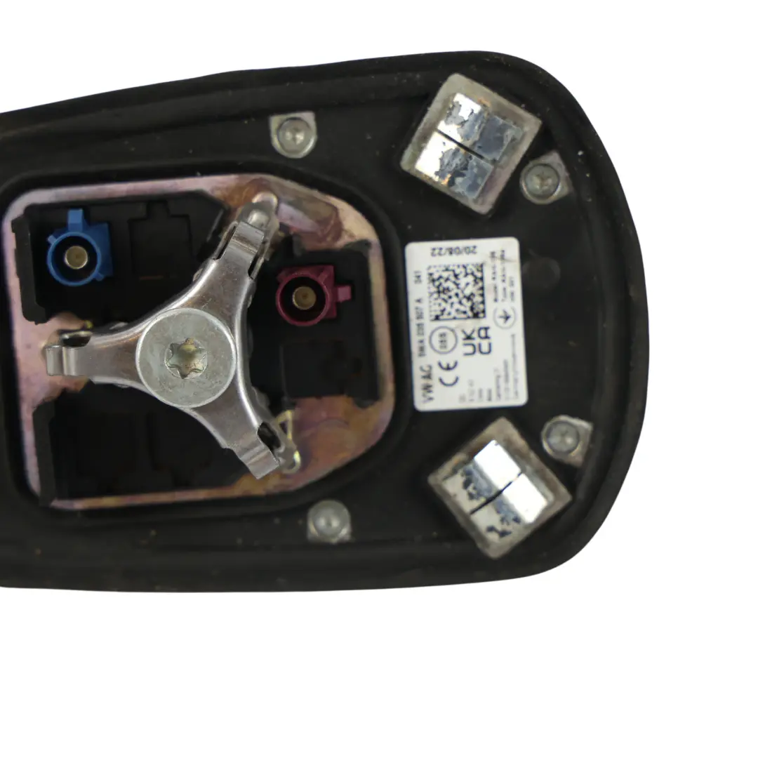 Mk4 NX Antena Dachowa Dachu Rekin Płetwa Czarna do Skoda Octavia o numerze 5WA035507A Skoda Octavia Mk4 NX Antena Dachowa Dachu Rekin Płetwa Czarna - SKU 5WA035507A - Numer Części 5WA035507A