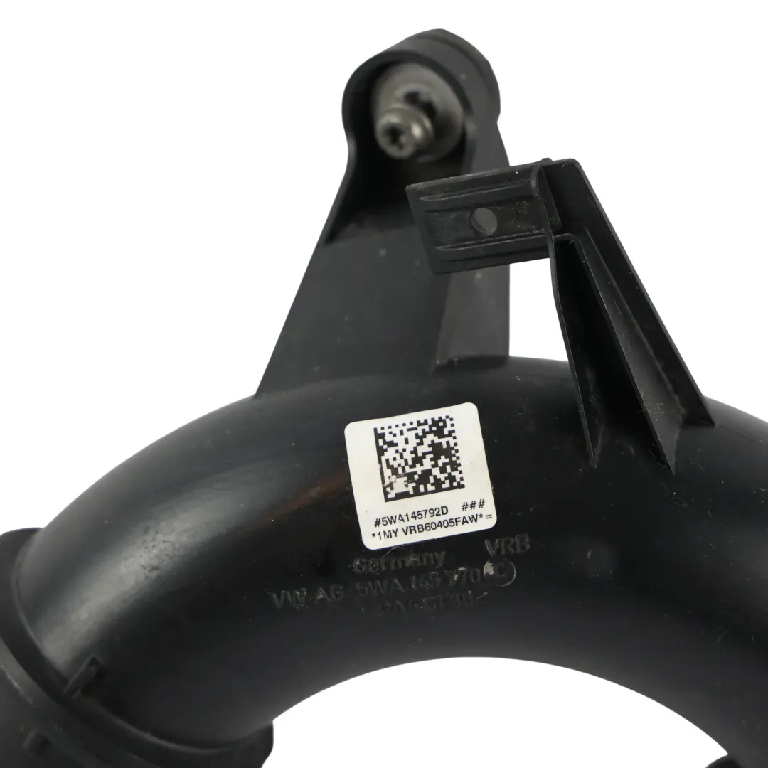 Tubo Flessibile Aria Carica per Skoda Octavia VR Audi A3 VW Passat Arteon con numero di parte 5WA145770C Skoda Octavia VR Audi A3 VW Passat Arteon Tubo Flessibile Aria Carica - SKU 5WA145770C - Numero di parte 5WA145770C