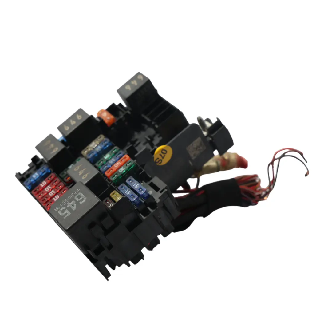 Mk8 Audi S3 8Y Skoda Octavia MK4 VRS Fuse Relay Box to Volkswagen Golf with Part number 5WA937125A Volkswagen Golf Mk8 Audi S3 8Y Skoda Octavia MK4 VRS Fuse Relay Box - SKU 5WA937125A - Part number 5WA937125A