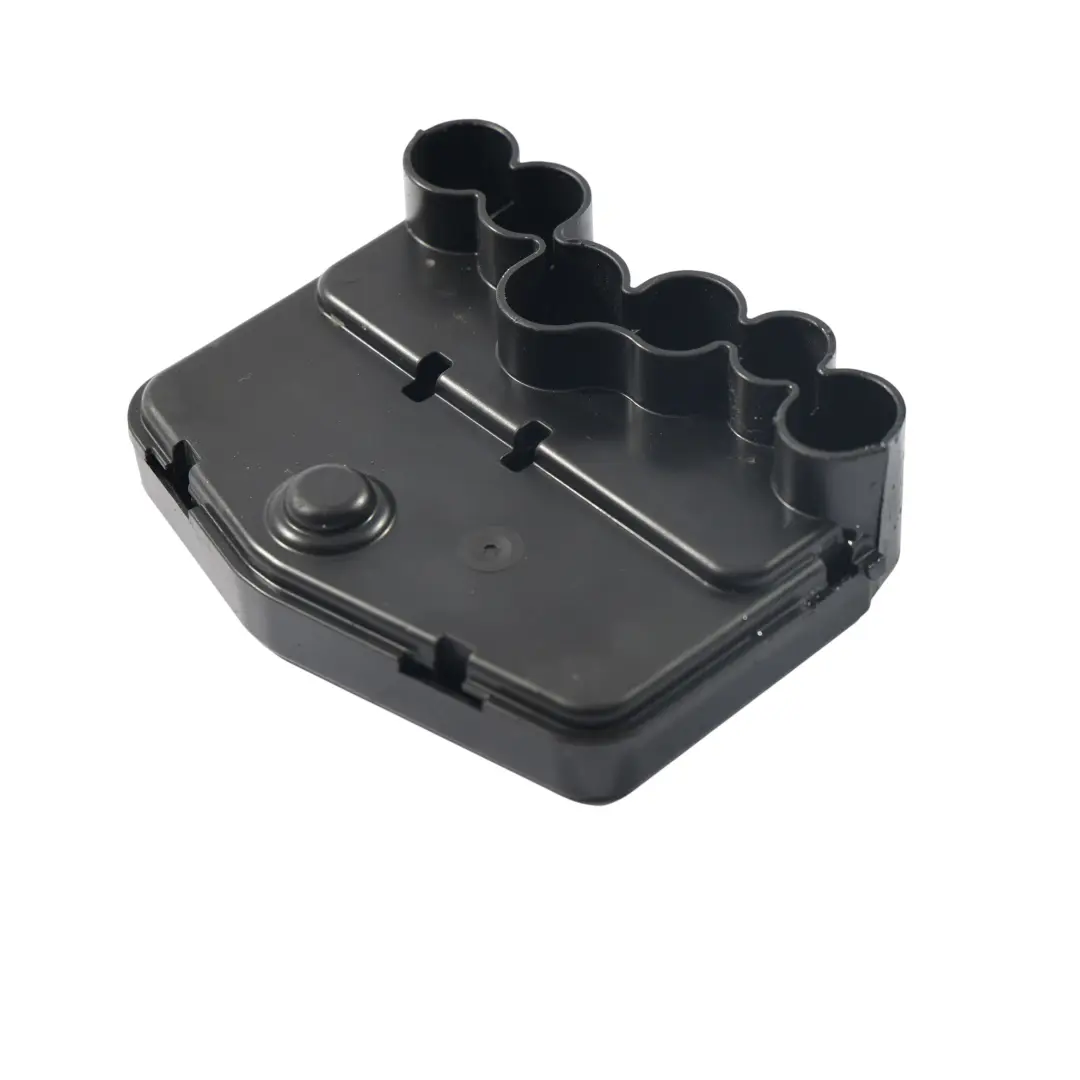 Skoda Octavia Mk4 VRS Audi A3 8Y VW Golf Mk8 Boîtier Fusibles Batterie - SKU 5WA937548 - Numéro de pièce 5WA937548