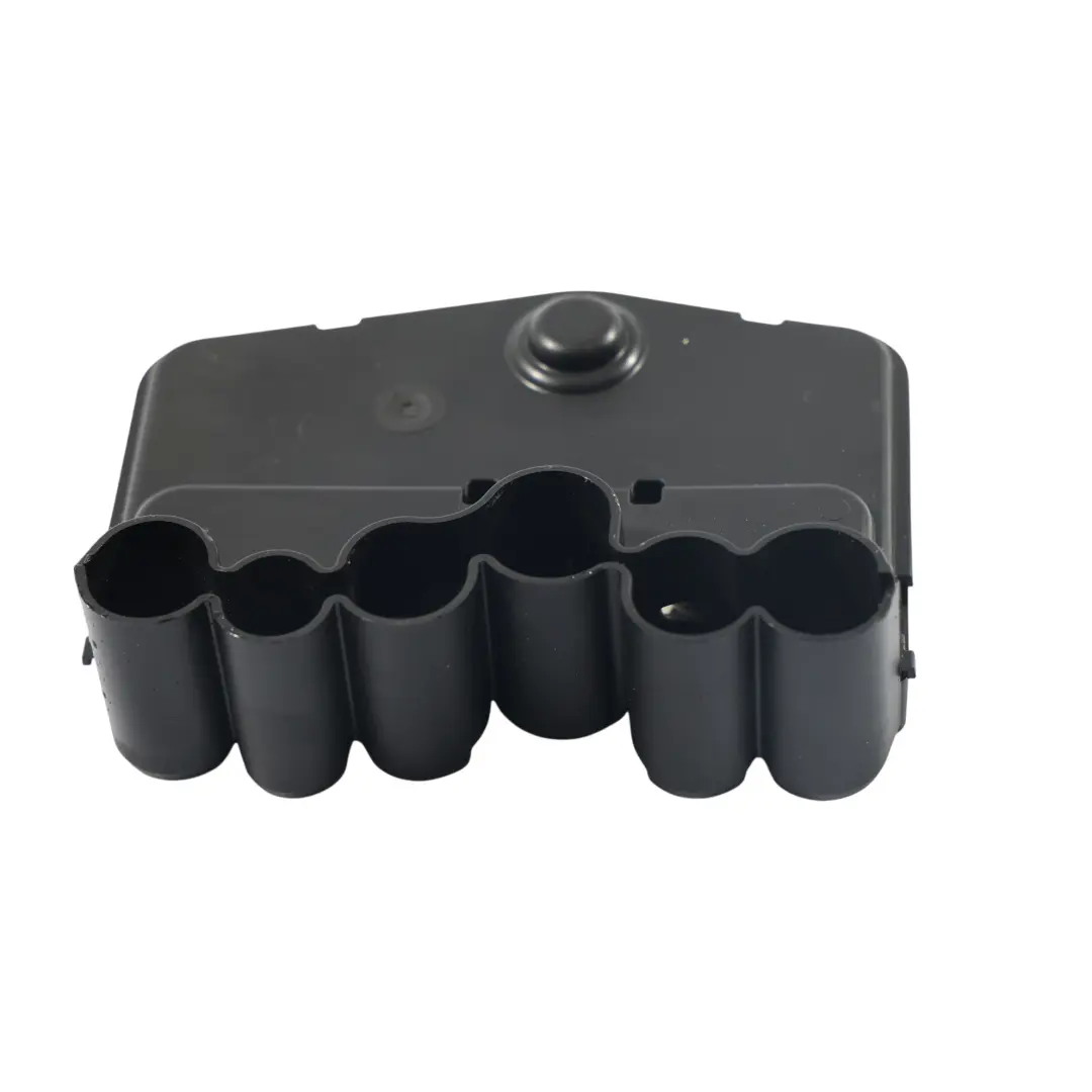 Mk4 VRS Audi A3 8Y VW Golf Mk8 Caja Fusibles Batería para Skoda Octavia con número de pieza 5WA937548 Skoda Octavia Mk4 VRS Audi A3 8Y VW Golf Mk8 Caja Fusibles Batería - SKU 5WA937548 - Número de pieza 5WA937548