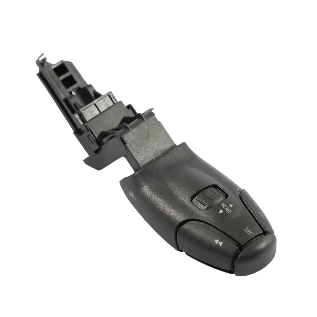 Panneau De Télécommande Radio pour Peugeot 308 T7 à propos du numéro de pièce 6242Z7 Peugeot 308 T7 Panneau De Télécommande Radio - SKU 6242Z7 - Numéro de pièce 6242Z7