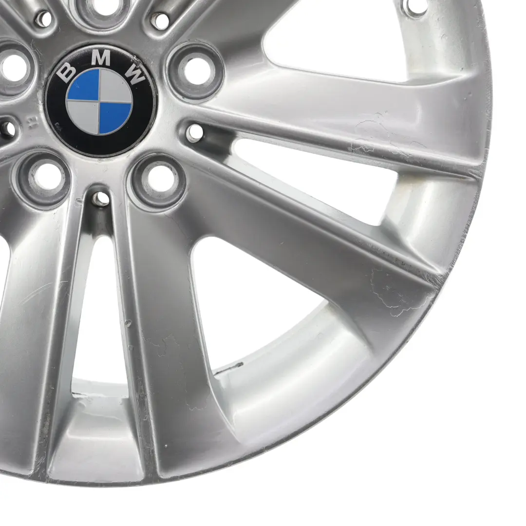 Silberne Leicht Felge 17" V-Speiche 141 ET:47 7J 6762888 für BMW E81 E87 mit Teilenummer 6775621 BMW E81 E87 Silberne Leicht Felge 17" V-Speiche 141 ET:47 7J 6762888 - SKU 6762888-1 - Teilenummer 6775621