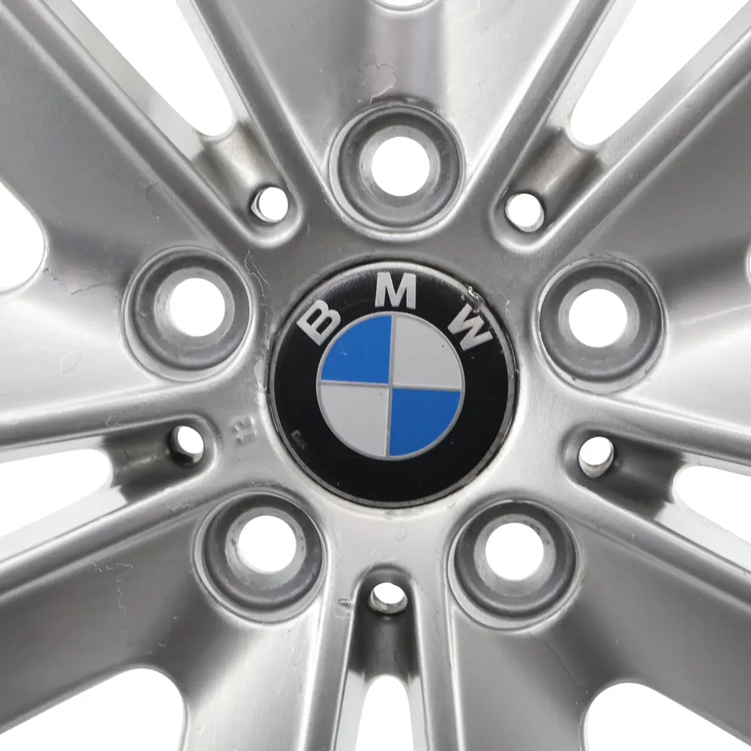 BMW E81 E87 Silberne Leicht Felge 17" V-Speiche 141 ET:47 7J 6762888 - SKU 6762888-1 - Teilenummer 6775621