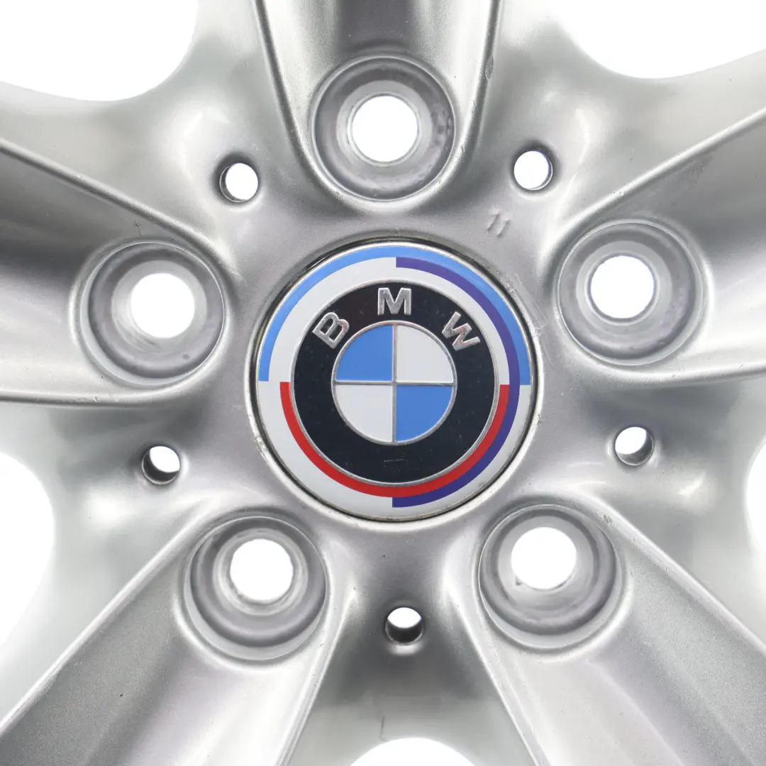 Cerchio Lega Anteriore 18" Raggi Stella 189 8J ET:34 per BMW E90 E91 E92 E93 con numero di parte 6768858 BMW E90 E91 E92 E93 Cerchio Lega Anteriore 18" Raggi Stella 189 8J ET:34 - SKU 6768858-2 - Numero di parte 6768858