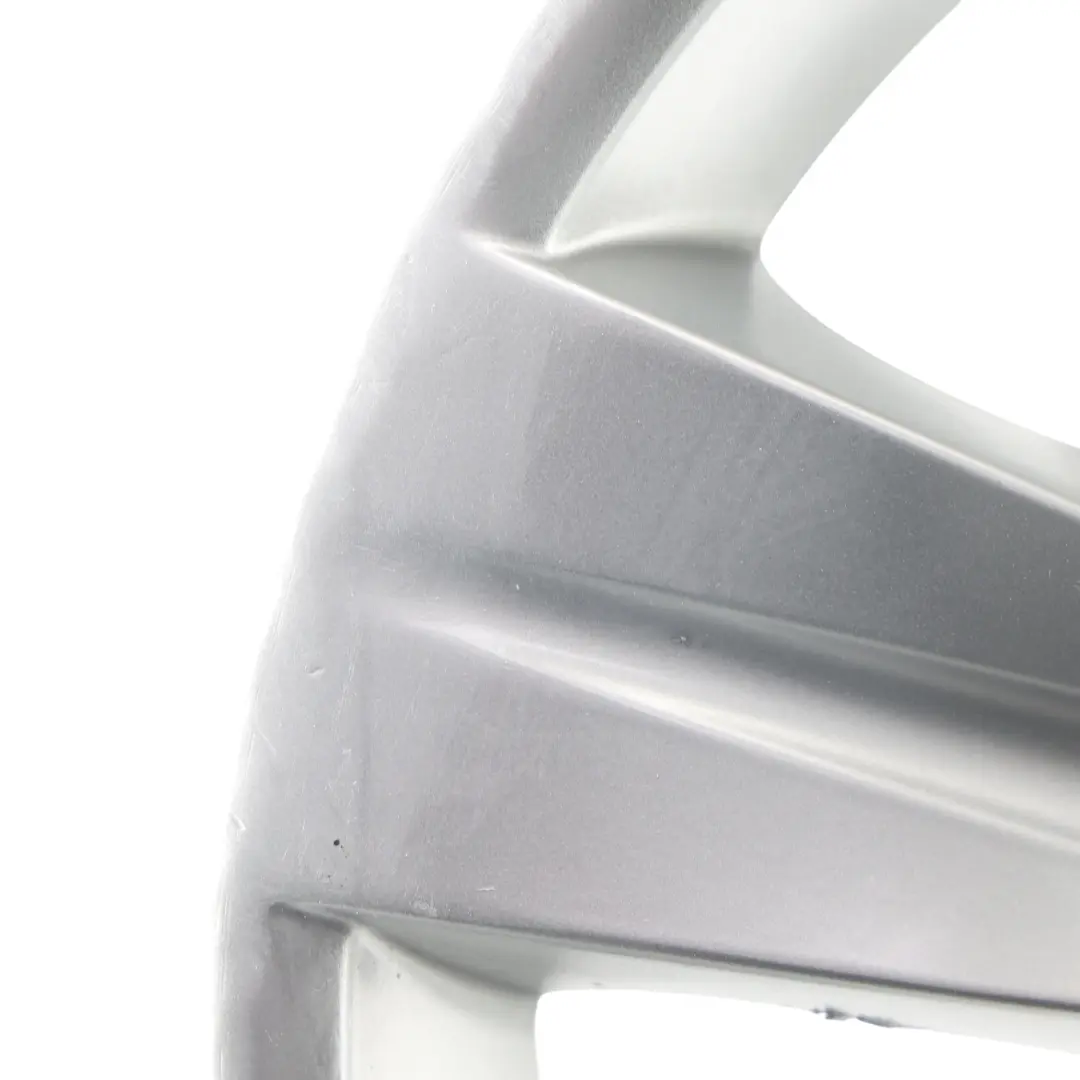 Cerchio Lega Anteriore 18" Raggi Stella 189 8J ET:34 per BMW E90 E91 E92 E93 con numero di parte 6768858 BMW E90 E91 E92 E93 Cerchio Lega Anteriore 18" Raggi Stella 189 8J ET:34 - SKU 6768858-2 - Numero di parte 6768858