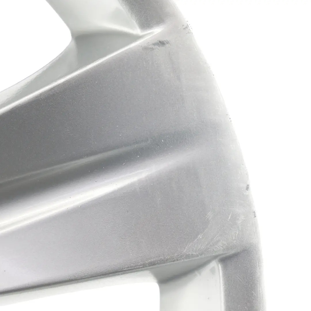 Aluminium Jante Alliage 18 " Rayons en etoe 189 8J Et :3 pour BMW E90 E91 E92 Avant à propos du numéro de pièce 6768858 BMW E90 E91 E92 Avant Aluminium Jante Alliage 18 " Rayons en etoe 189 8J Et :3 - SKU 6768858-4 - Numéro de pièce 6768858