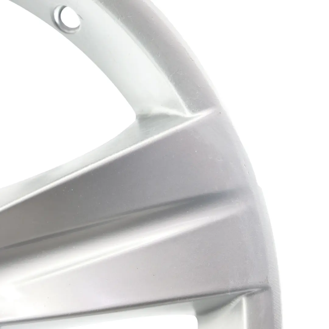 Felga Aluminiowa 18" 8,5J ET:37 Styling Srebrna 189 do BMW E90 E91 o numerze 6768859 BMW E90 E91 Felga Aluminiowa 18" 8,5J ET:37 Styling Srebrna 189 - SKU 6768859-1 - Numer Części 6768859