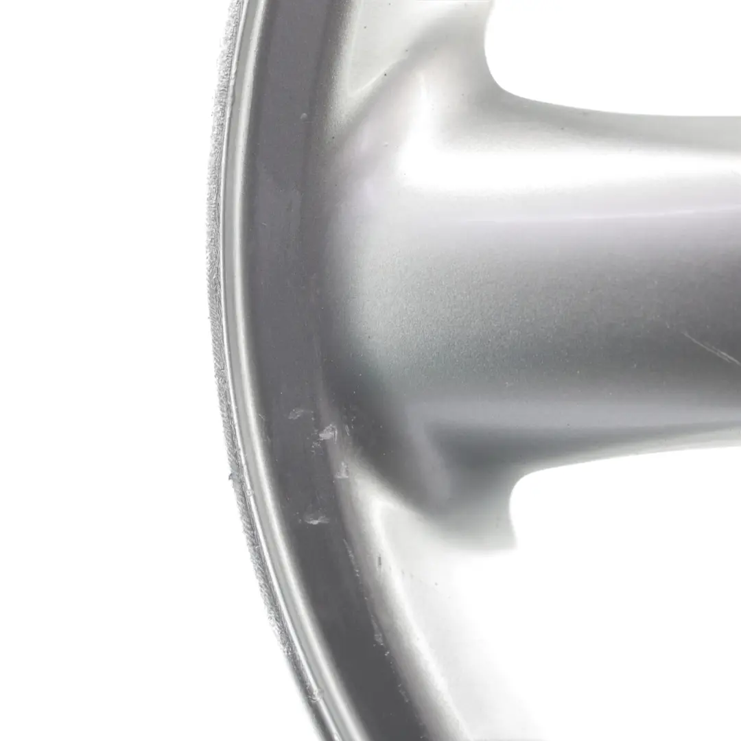 Srebrna Felga Aluminiowa 15" 5,5J ET:45 do Mini Cooper One R50 R56 o numerze 6769405 Mini Cooper One R50 R56 Srebrna Felga Aluminiowa 15" 5,5J ET:45 - SKU 6769405-5 - Numer Części 6769405
