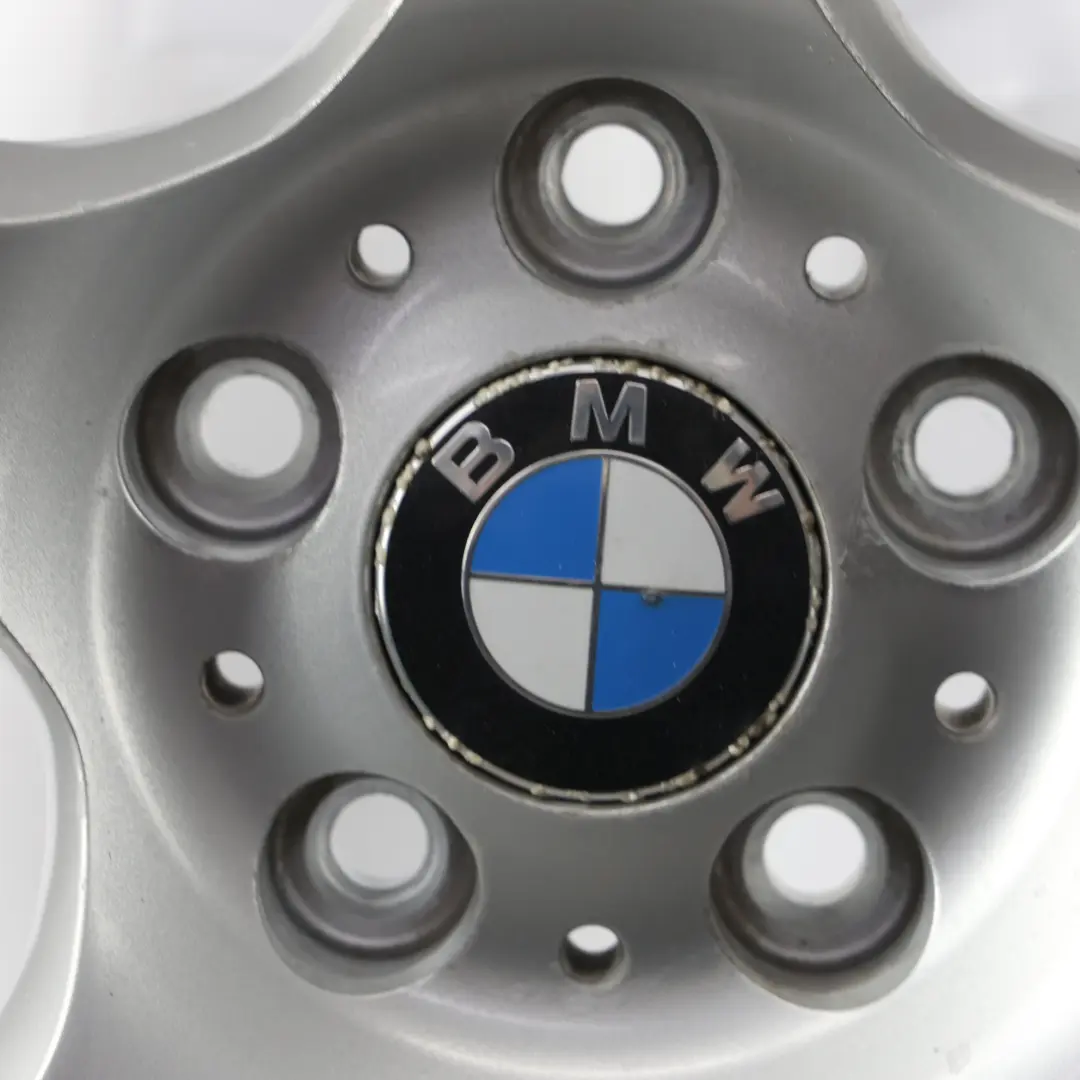 Cerchio In Lega Spider Spoke 157 17" ET:34 8J per BMW E90 E91 con numero di parte 6770239 BMW E90 E91 Cerchio In Lega Spider Spoke 157 17" ET:34 8J - SKU 6770239-1 - Numero di parte 6770239