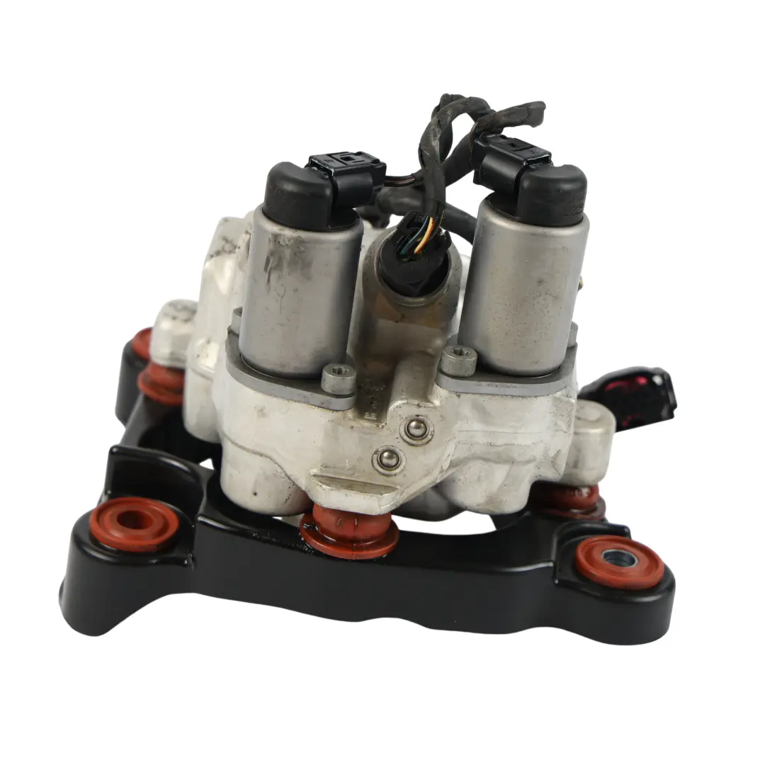 Przedni Blok Zaworowy Dynamic Drive do BMW F01 F02 F06 F10 F11 o numerze 6775258 BMW F01 F02 F06 F10 F11 Przedni Blok Zaworowy Dynamic Drive - SKU 6775258-1 - Numer Części 6775258