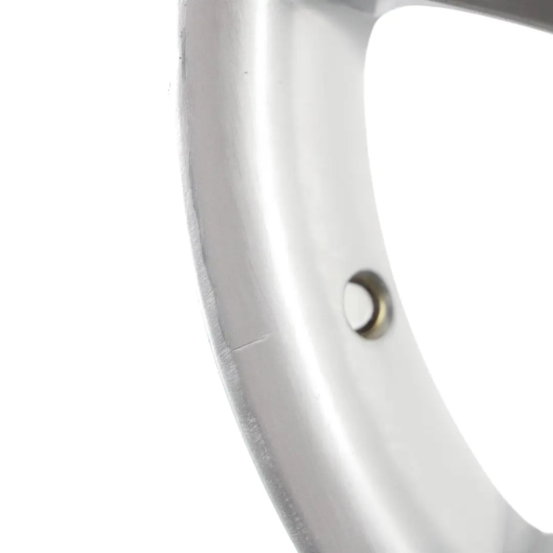 Llanta De aleacion trasera 17" 7,5J ET:47 Spider Spoke 142 para BMW E81 E82 E87 con número de pieza 6775623 BMW E81 E82 E87 Llanta De aleacion trasera 17" 7,5J ET:47 Spider Spoke 142 - SKU 6775623-3 - Número de pieza 6775623