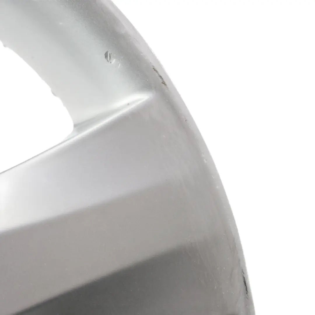 Cerchio Posteriore In Lega 17" 7,5J Et:47 Spider Spoke 142 per BMW E81 E82 E87 con numero di parte 6775623 BMW E81 E82 E87 Cerchio Posteriore In Lega 17" 7,5J Et:47 Spider Spoke 142 - SKU 6775623-3 - Numero di parte 6775623