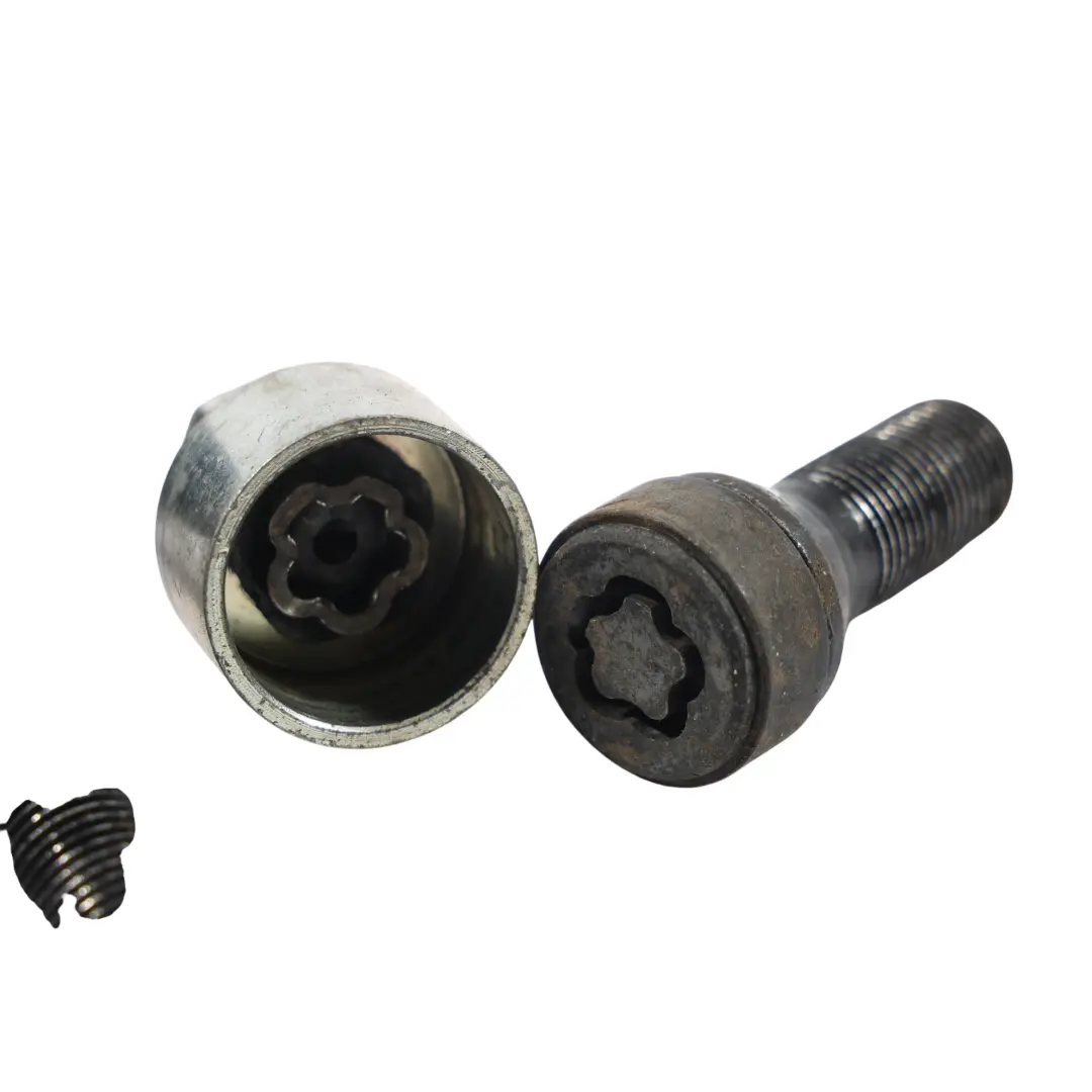 Radbolze Schwarzgewinde Mutter Mit Schlüssel für BMW F10 F11 F20 F21 F22 F30 mit Teilenummer 6776076 BMW F10 F11 F20 F21 F22 F30 Radbolze Schwarzgewinde Mutter Mit Schlüssel - SKU 6776076 - Teilenummer 6776076